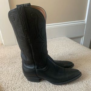 Women’s black Lucchese boots size 7